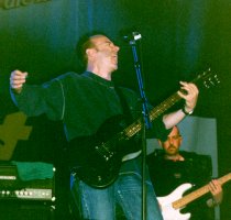 Midge live in Berlin